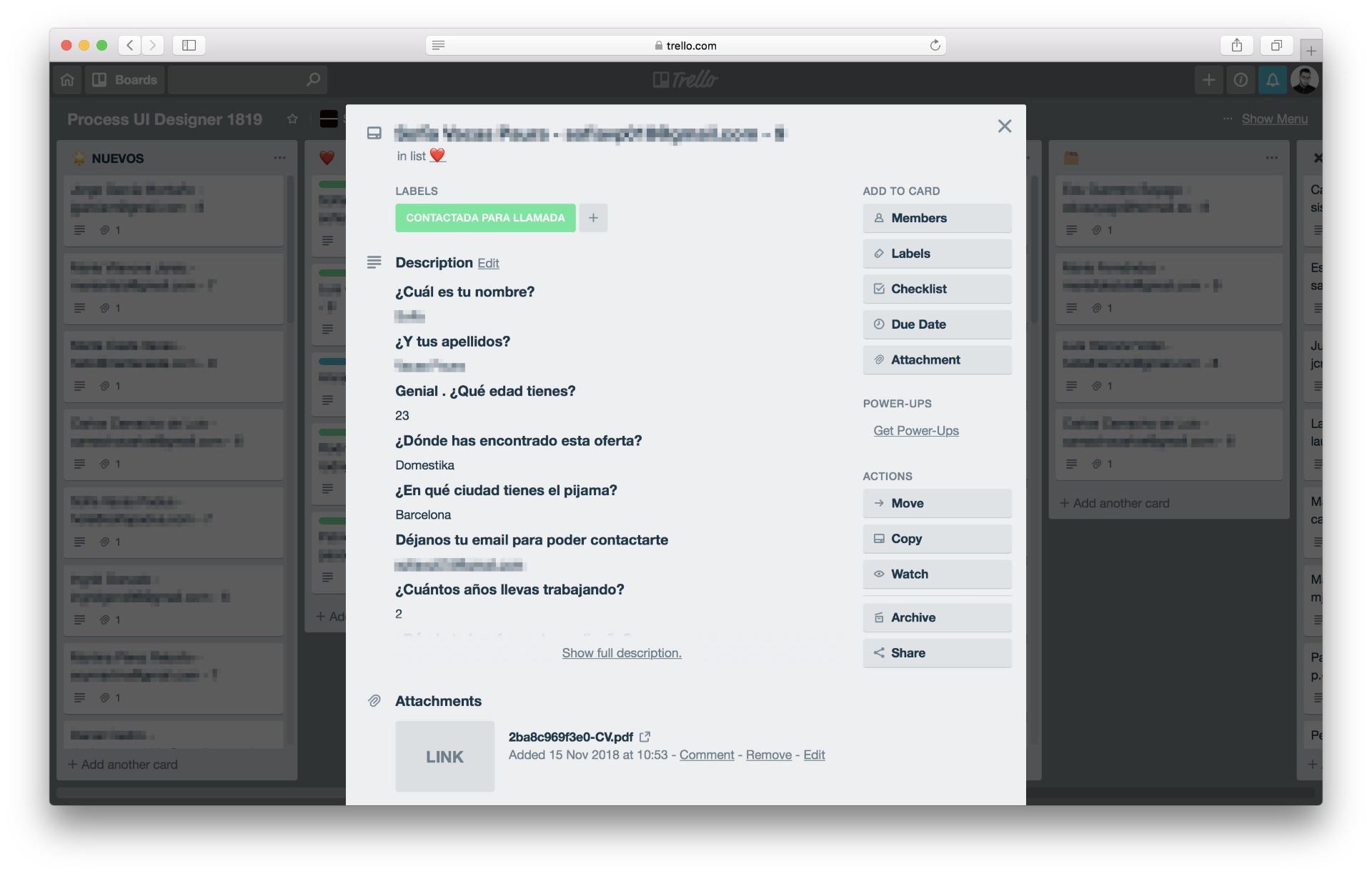 Una tarjeta del tablero de Trello con las respuestas al formulario y comentarios