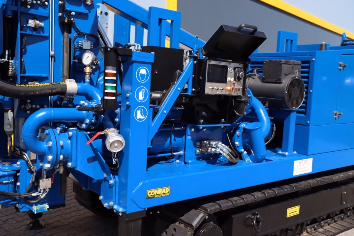 Detail van de nieuwe Conrad Boxer 200 boortoren van Geoservices