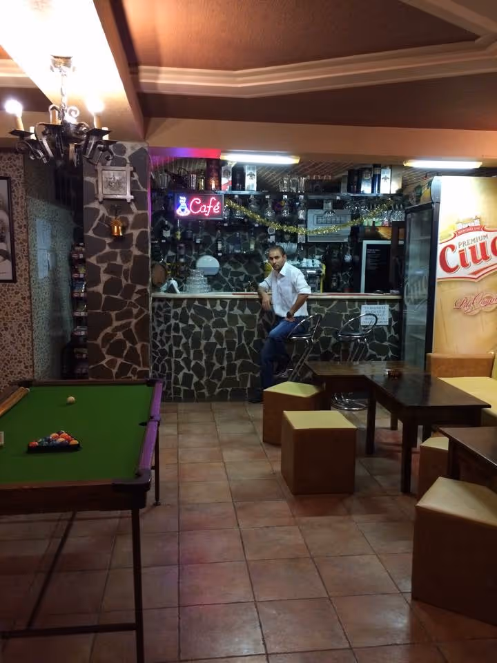 Room Img