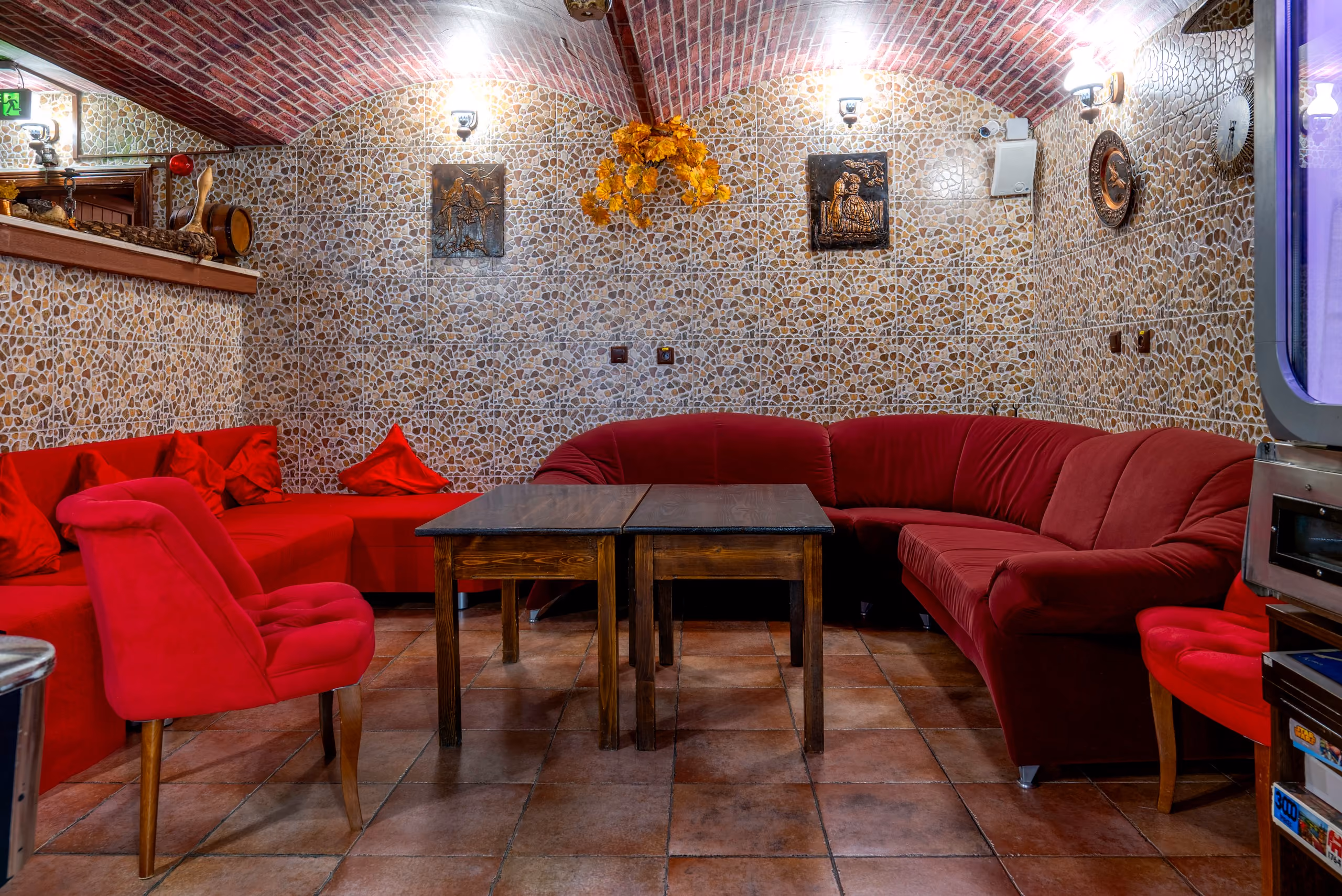 Room Img