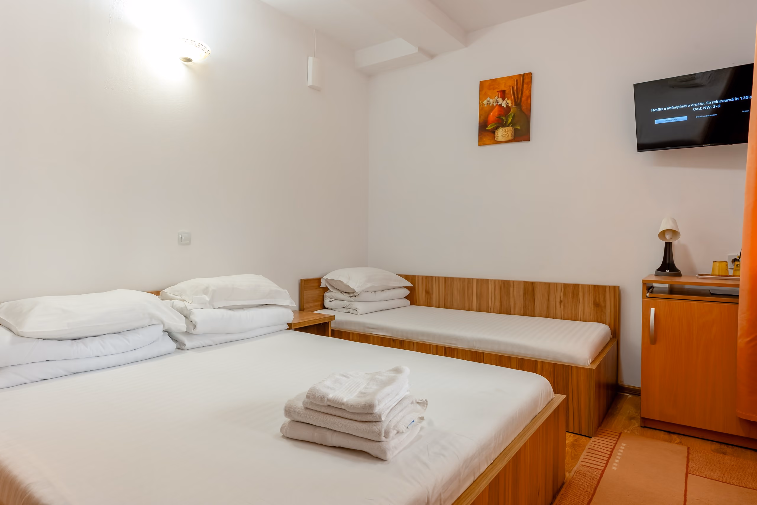 Room Img