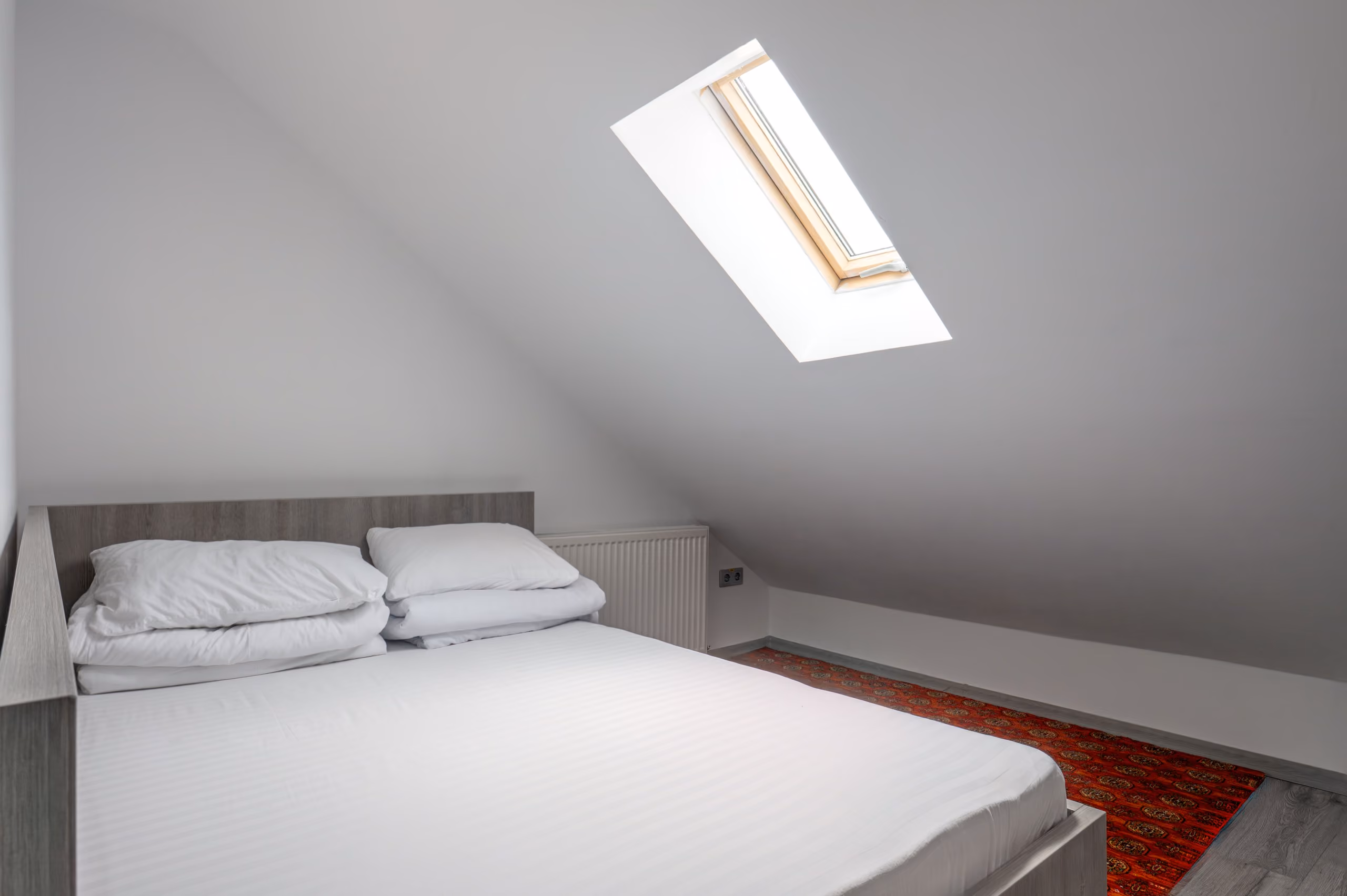 Room Img