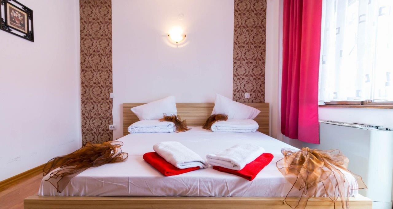 Room Img