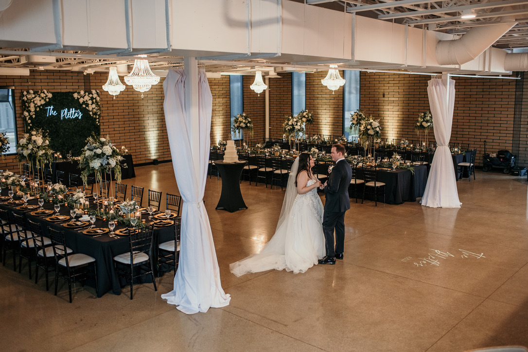 wedding-table-layout-holland-mi-port-393