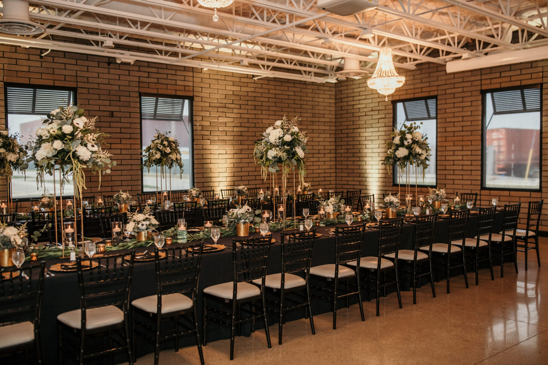 gorgeous-wedding-table-layout-port-393-scaled
