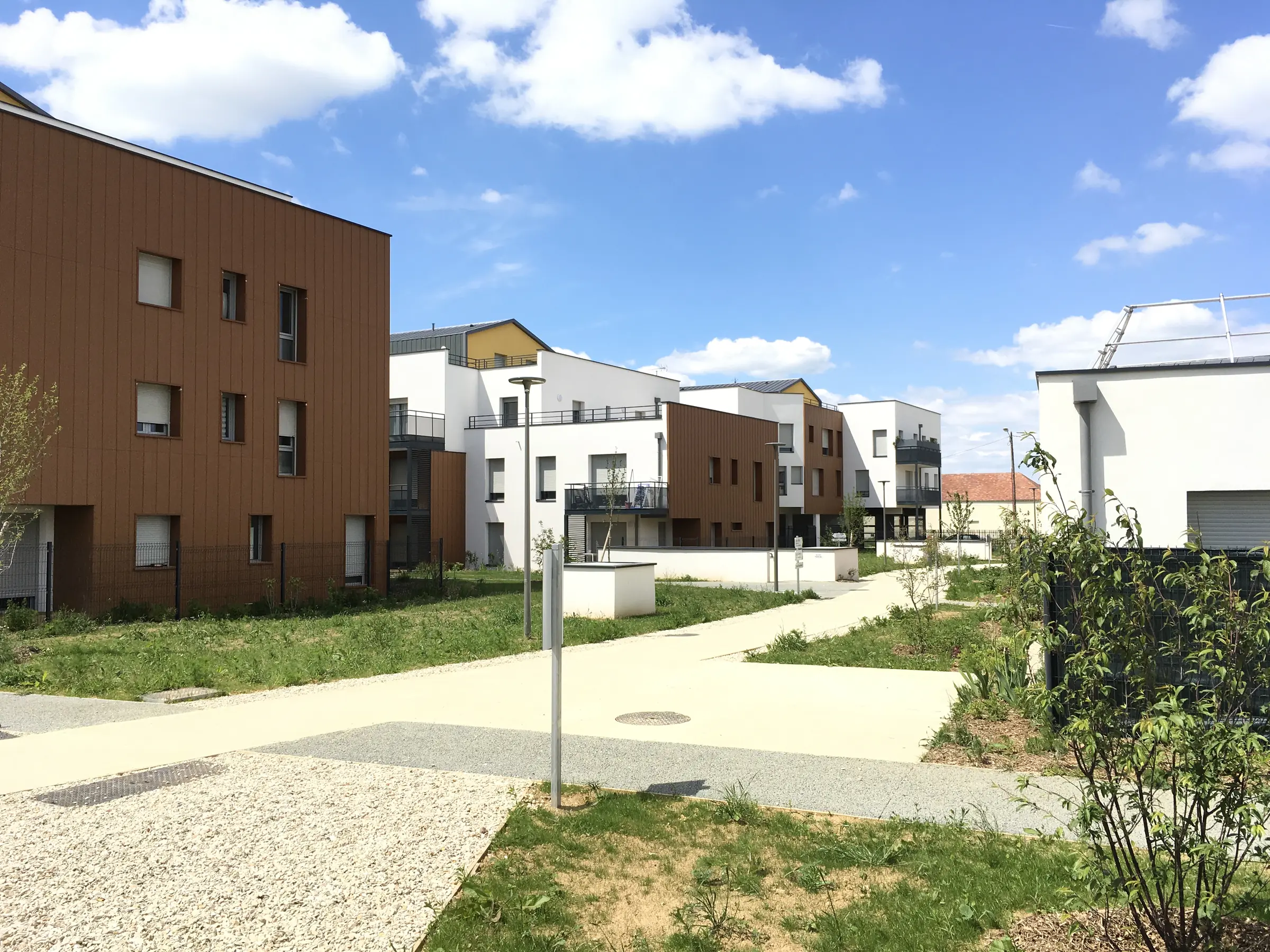 Façade — construction neuve de logements, écoquartier du Sycomore, Bussy-Saint-Georges (77)
