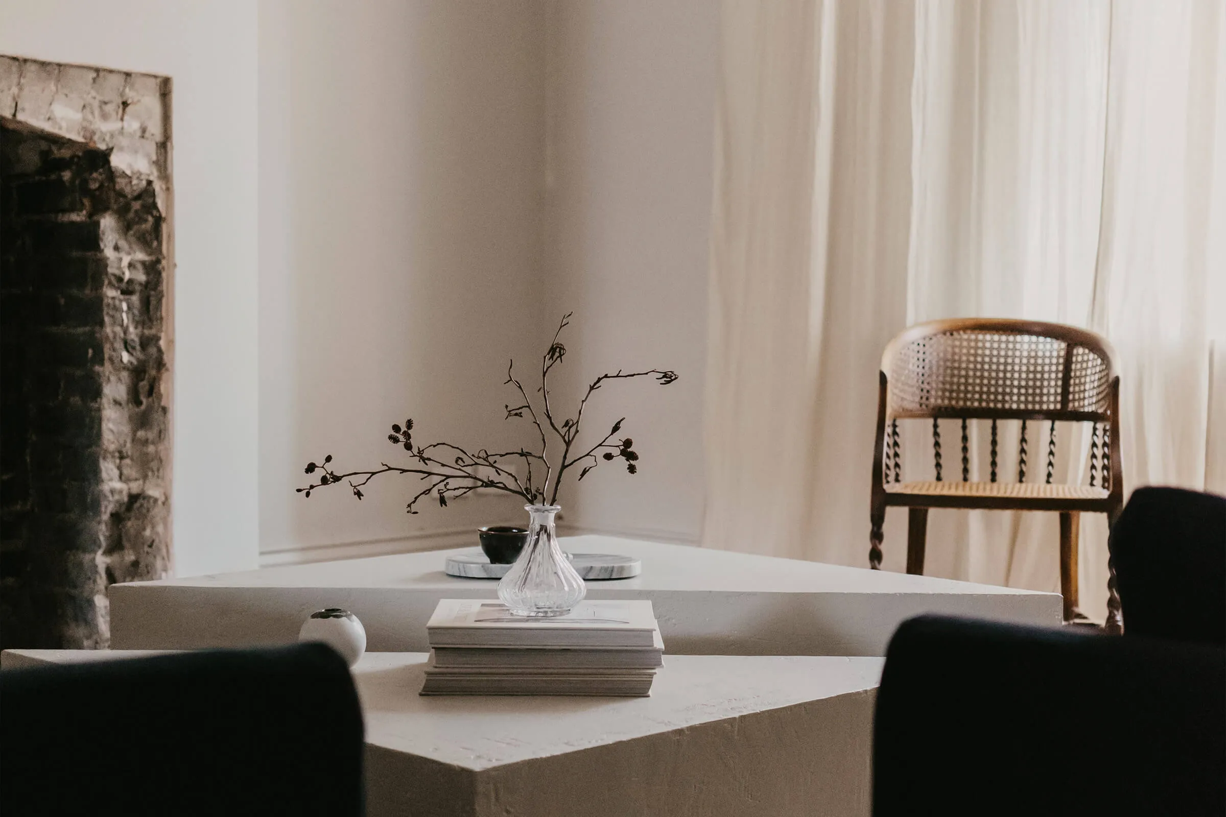 Neutral Magic: Illuminating Spaces with the Power of Subtlety