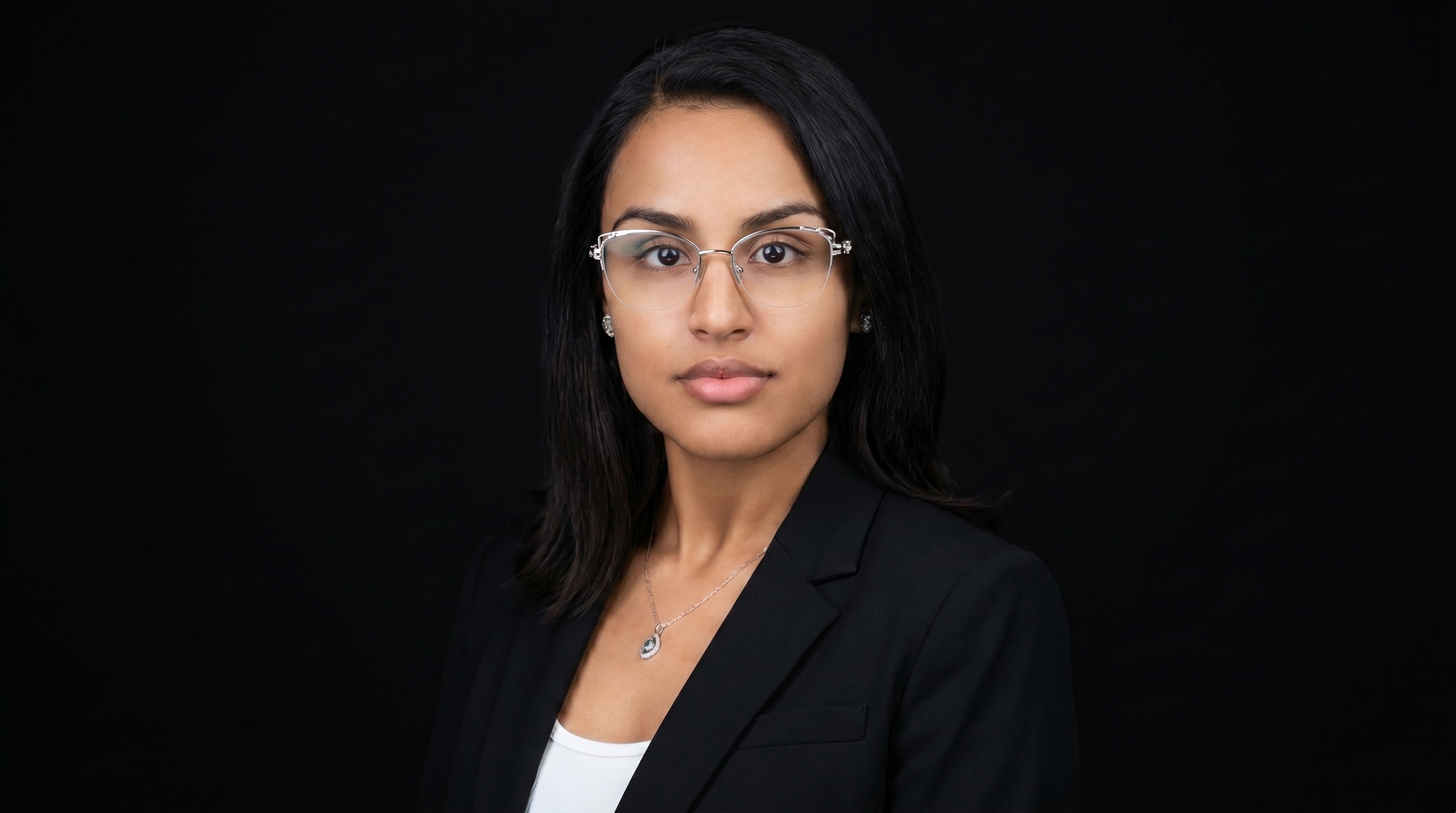 <subject>[headshot] image of a customer (for a mobility and transportation)</subject>
