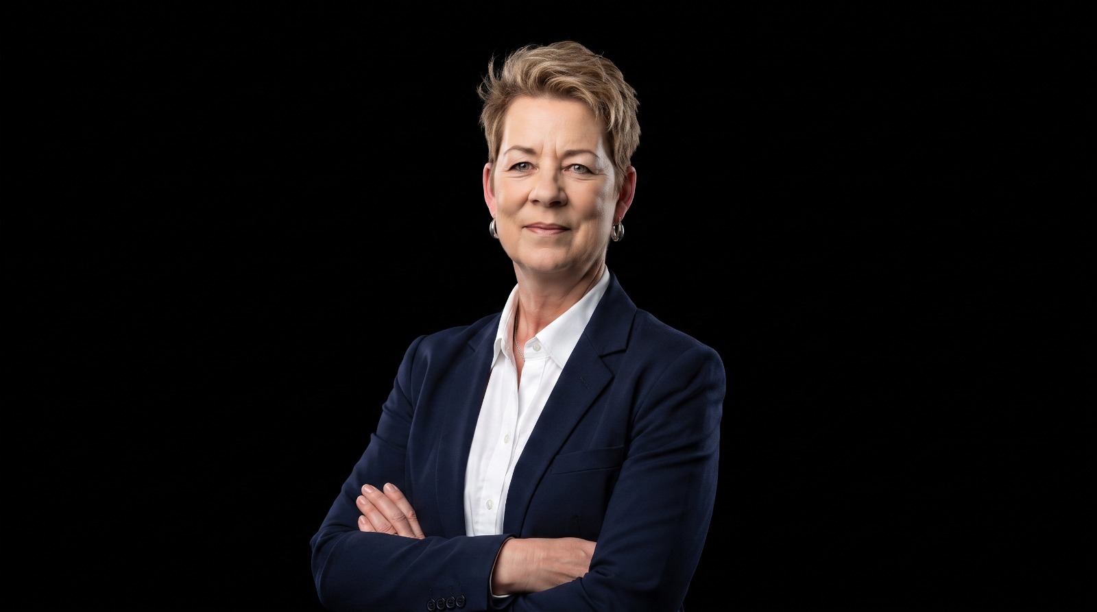 <subject>[headshot] image of a customer (for a mobility and transportation)</subject>