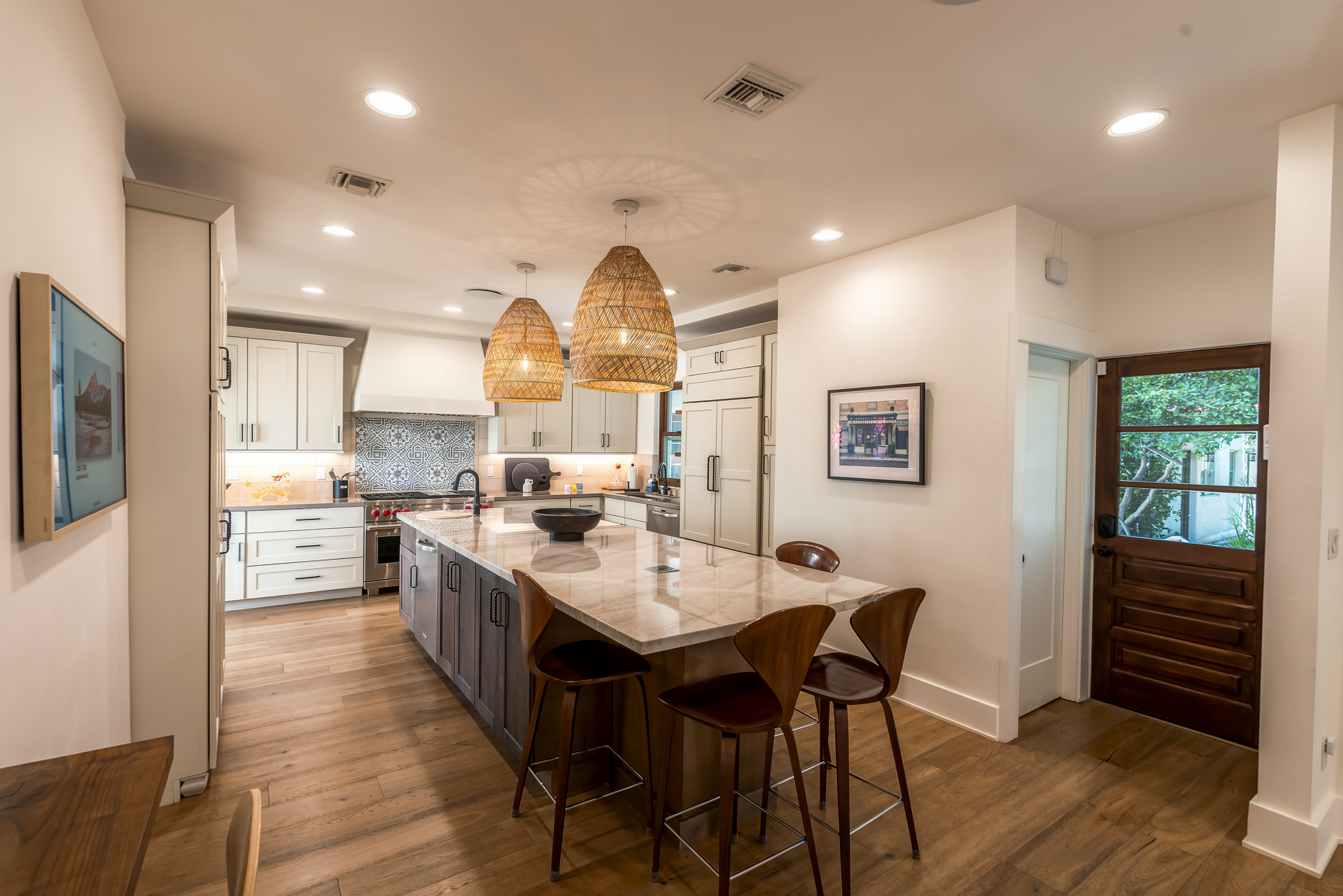 The same kitchen with the Balanced editing style