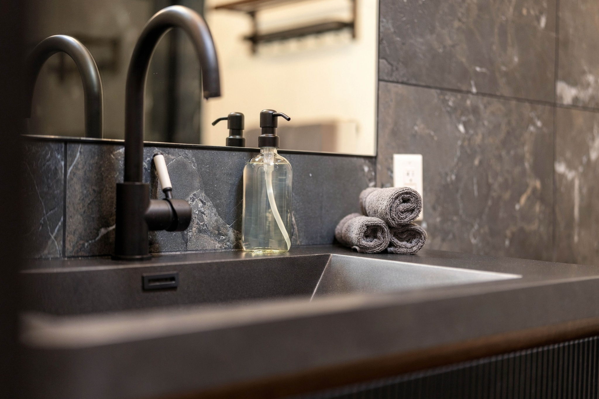 Bathroom sink and finishes in the rental