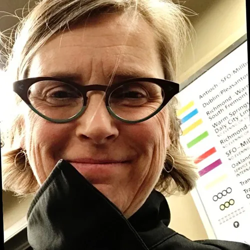 Photo of Gillian Gillett