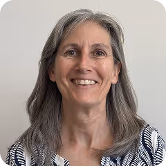 Photo de Carole Clemens, directrice du bureau d'études génie climatique, thermiques et fluides.