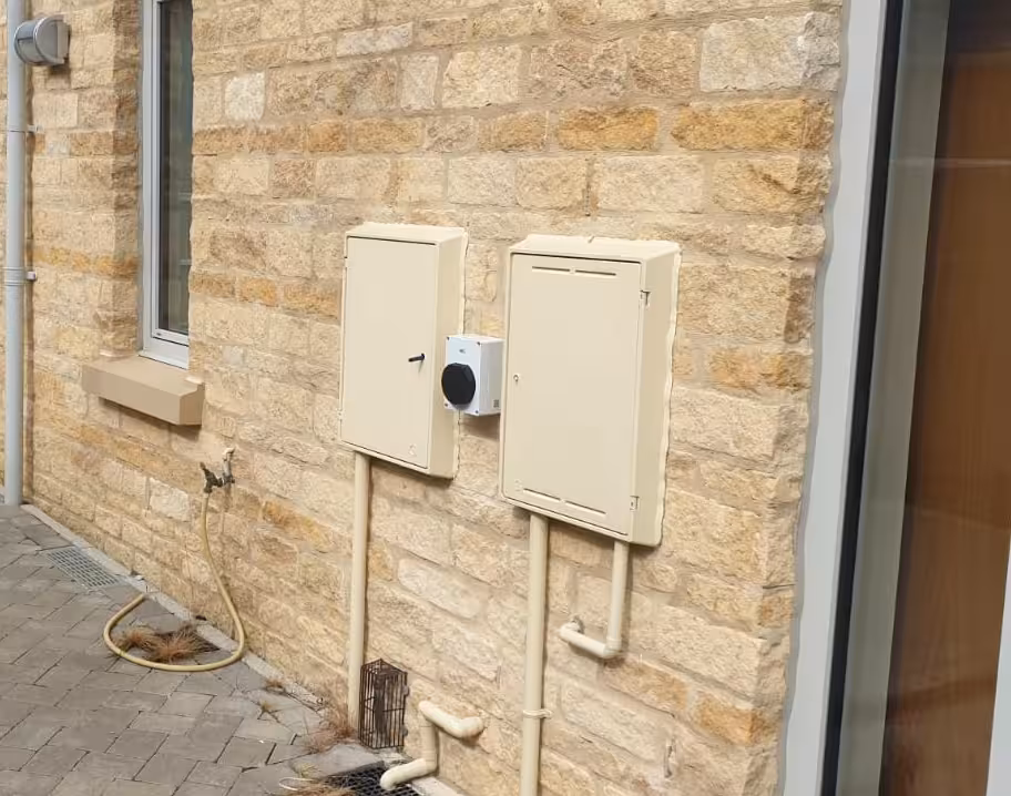 7.4kW Eo Mini Pro EV home charger installation for new build house.