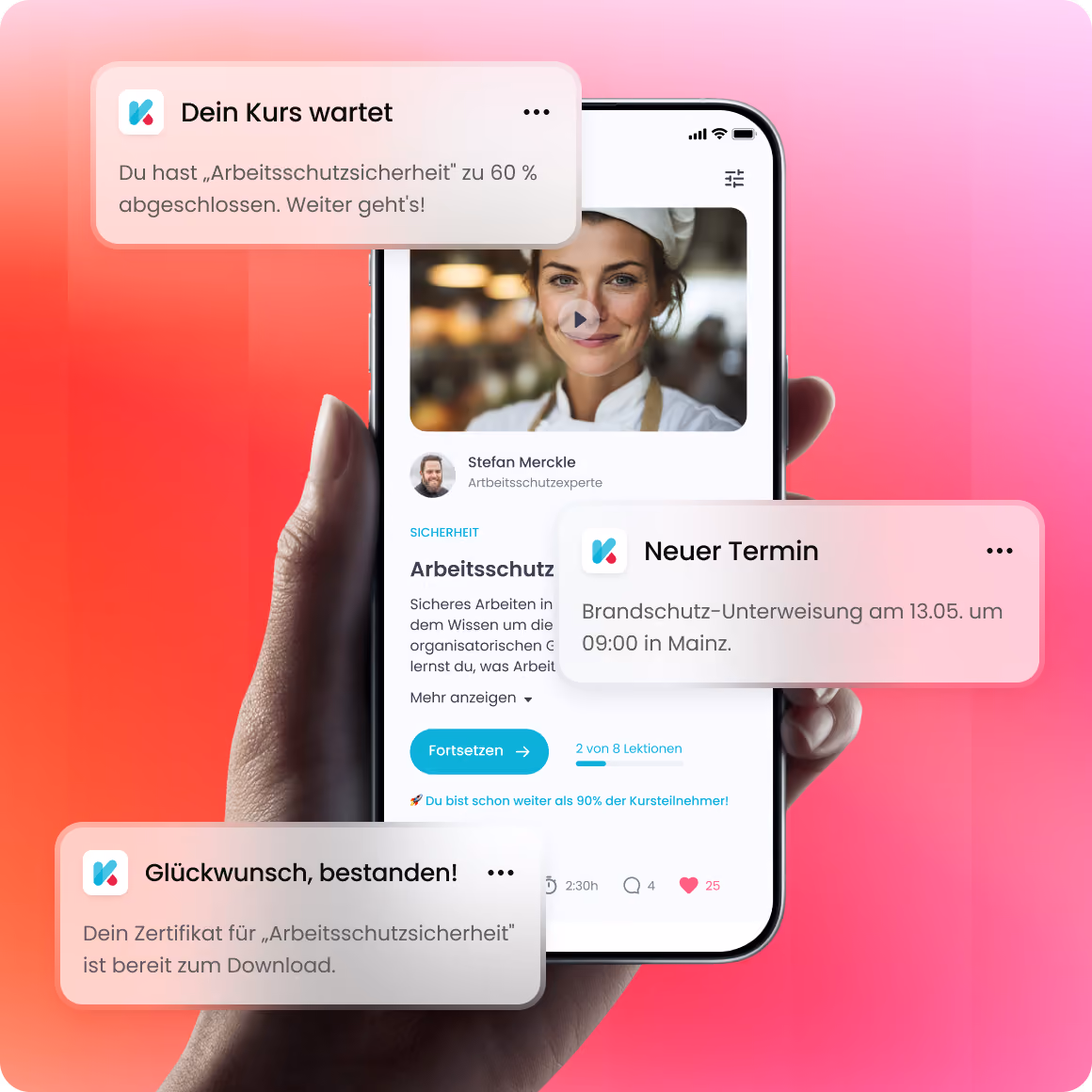 Hand hält Smartphone mit Arbeitsschutzkurs, Benachrichtigungen zu Kursfortschritt, neuem Termin und Zertifikat.