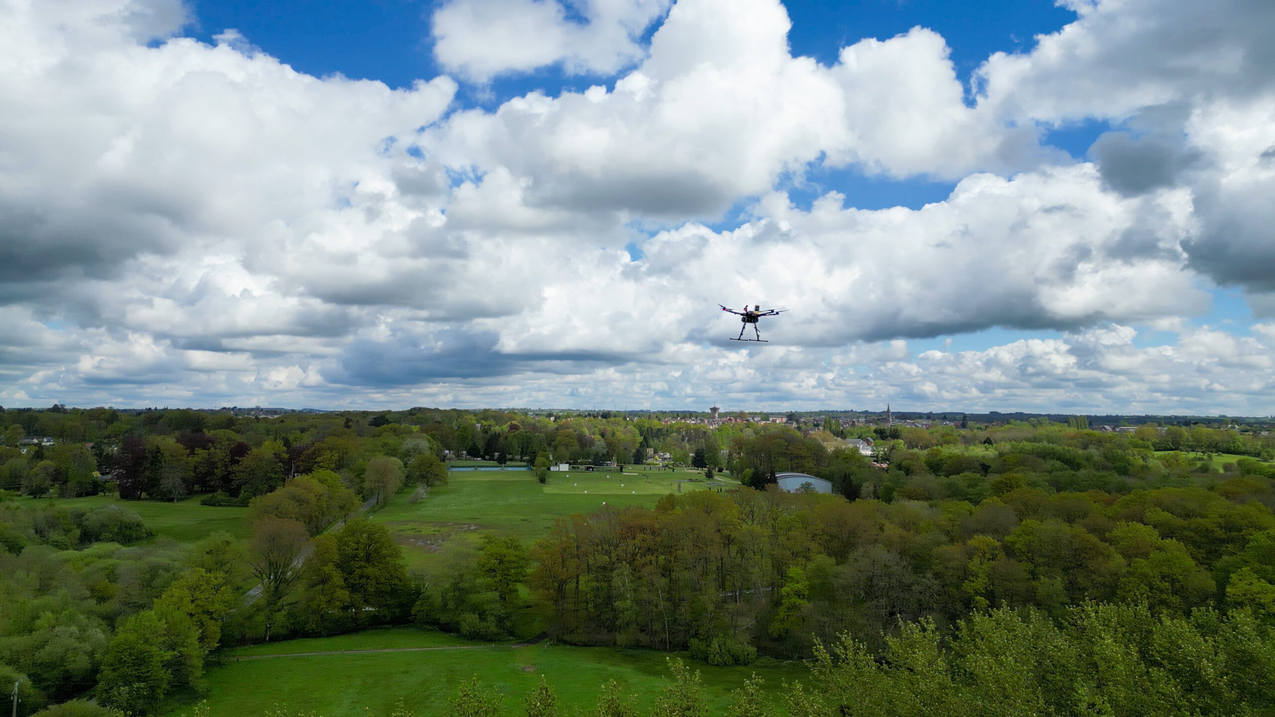 Everdrone conducts AED deliveries for the first time on French soil