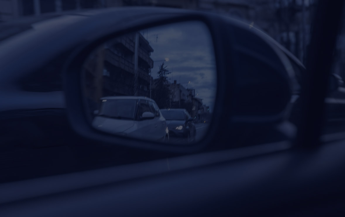 Identifying behavioural indicators within a crowded setting