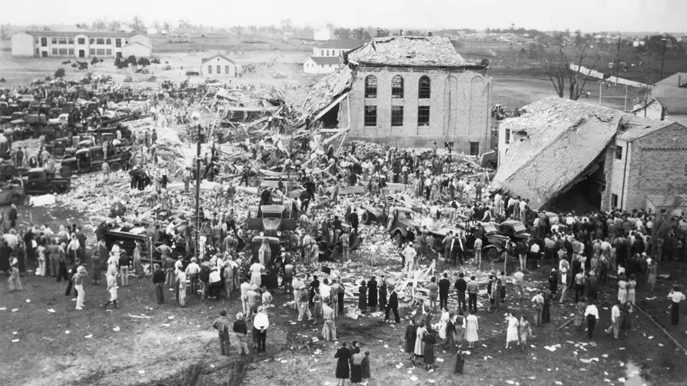 Historical black-and-white photograph from the 1937 New London school explosion