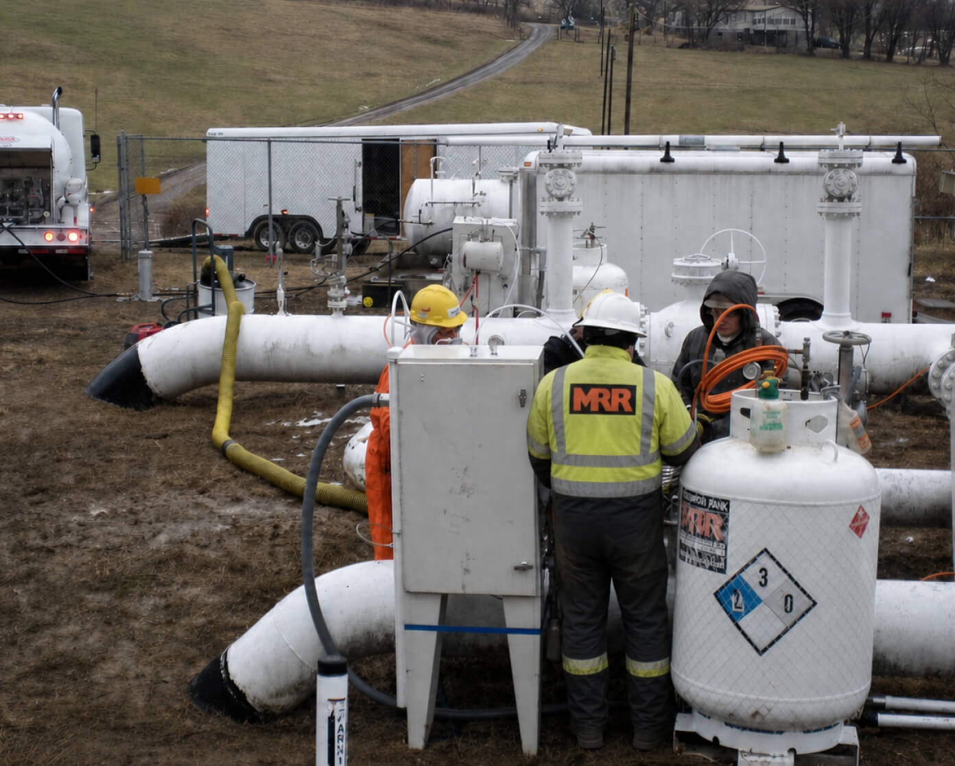 MRR technicians conditioning new pipeline sections in a trench, representing the Pipeline Conditioning/Pickling step