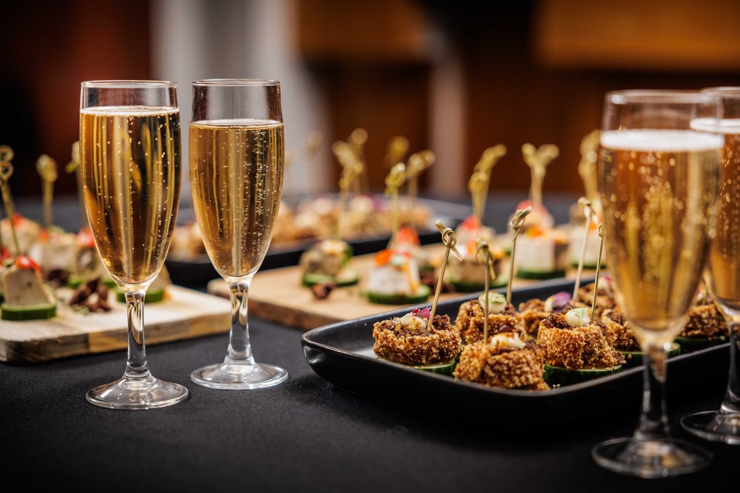 Carnmore Hotel Lower Hutt Food