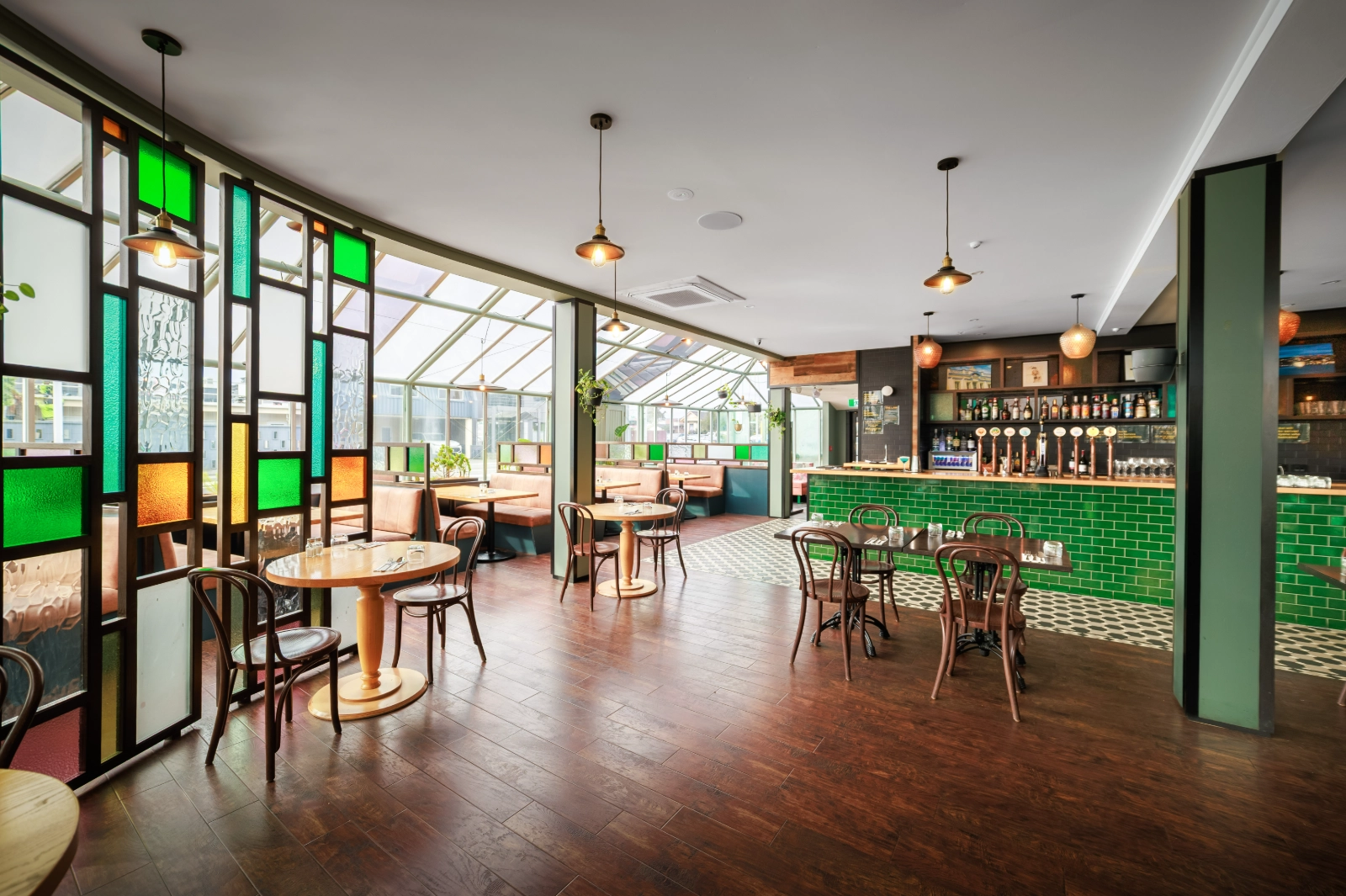 Carnmore Hotel Lower Hutt - Angus Restaurant and Bar