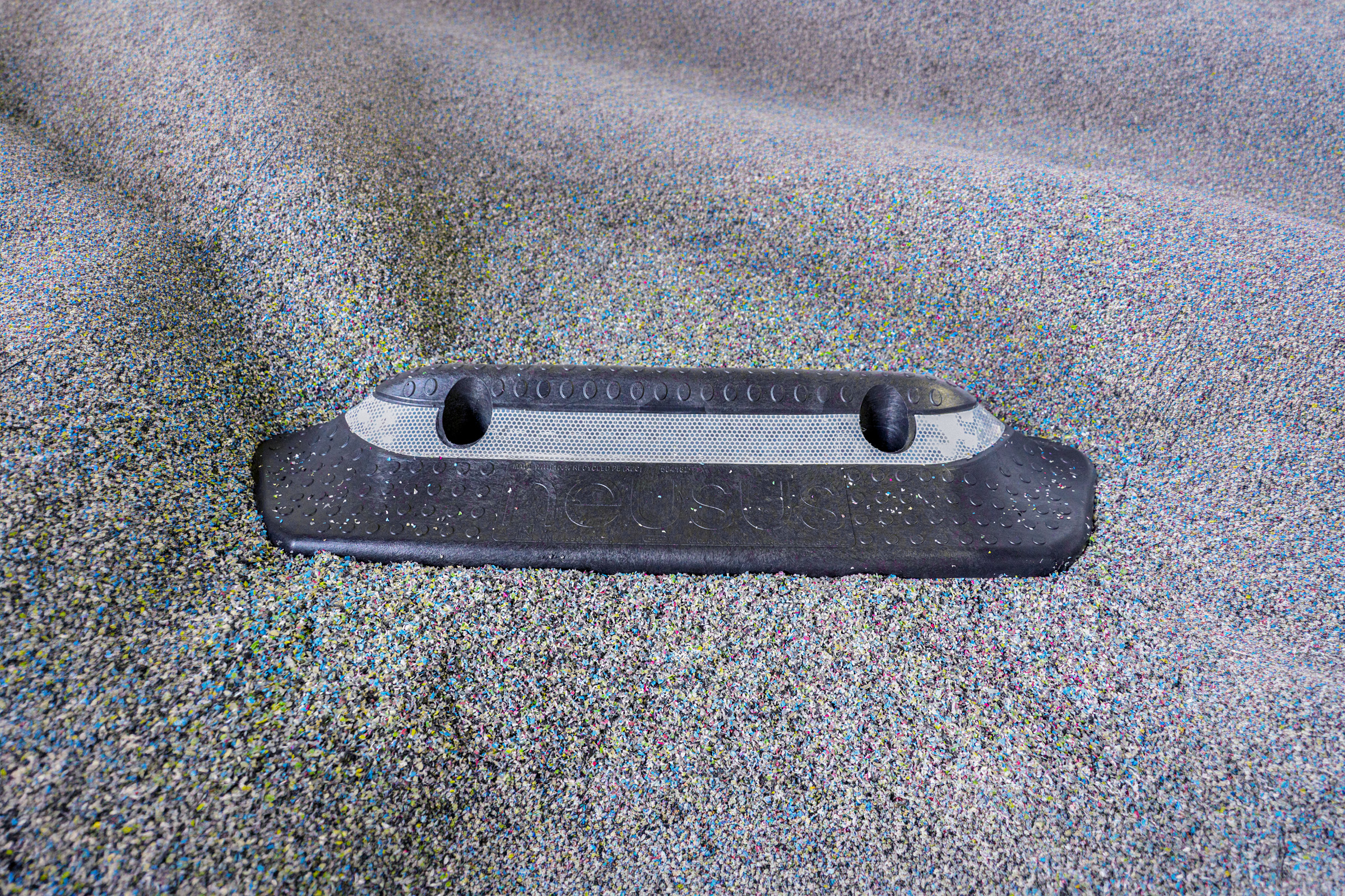 Photo of Neucurve separator with grit