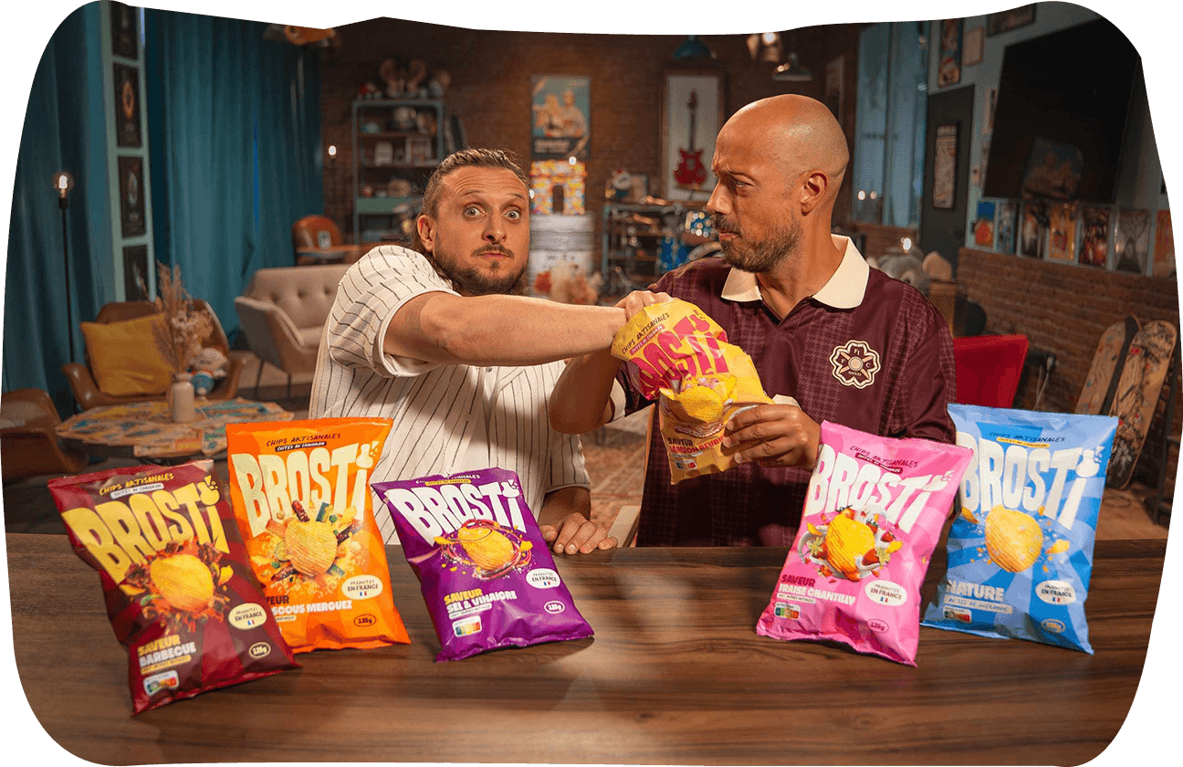Mcfly & Carlito dans leur studio, avec leurs chips