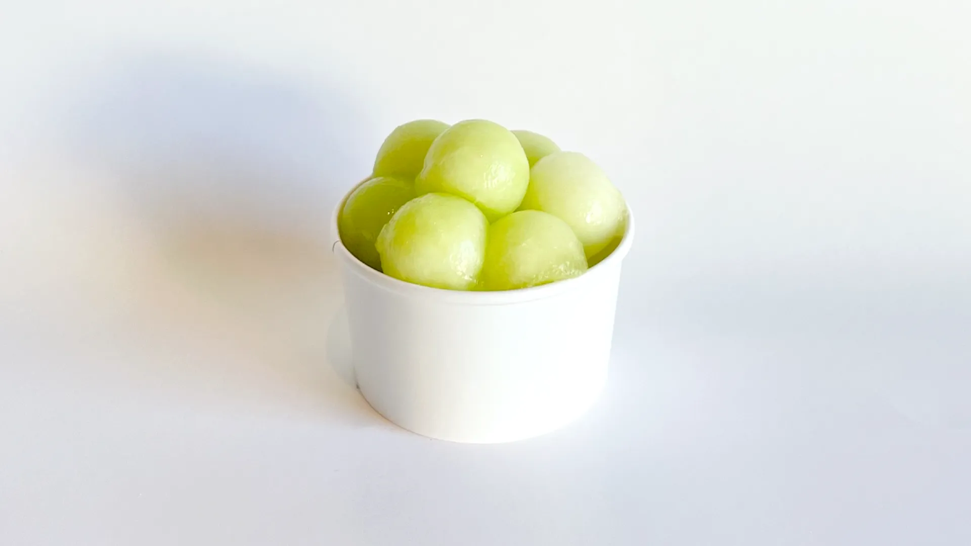 Fresh melon ball topping for Oakobing bingsu desserts
