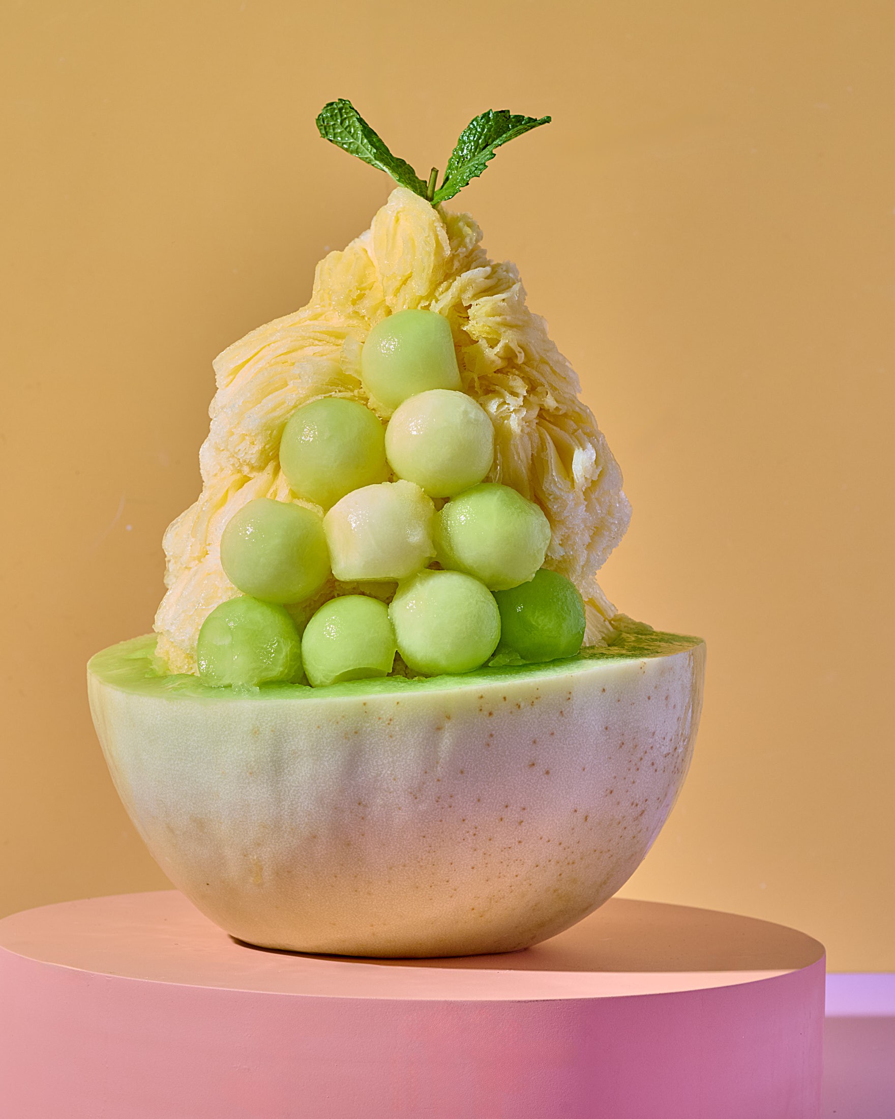 Oakobing signature mango melon bingsu, the shared Korean shaved ice bowl compared against bubble tea