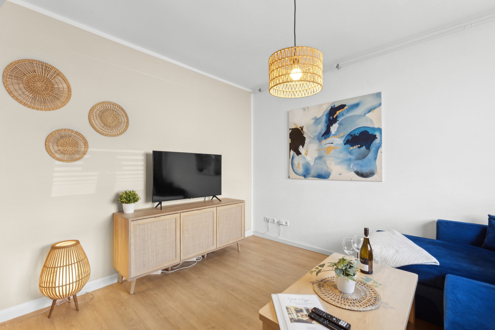Room Img