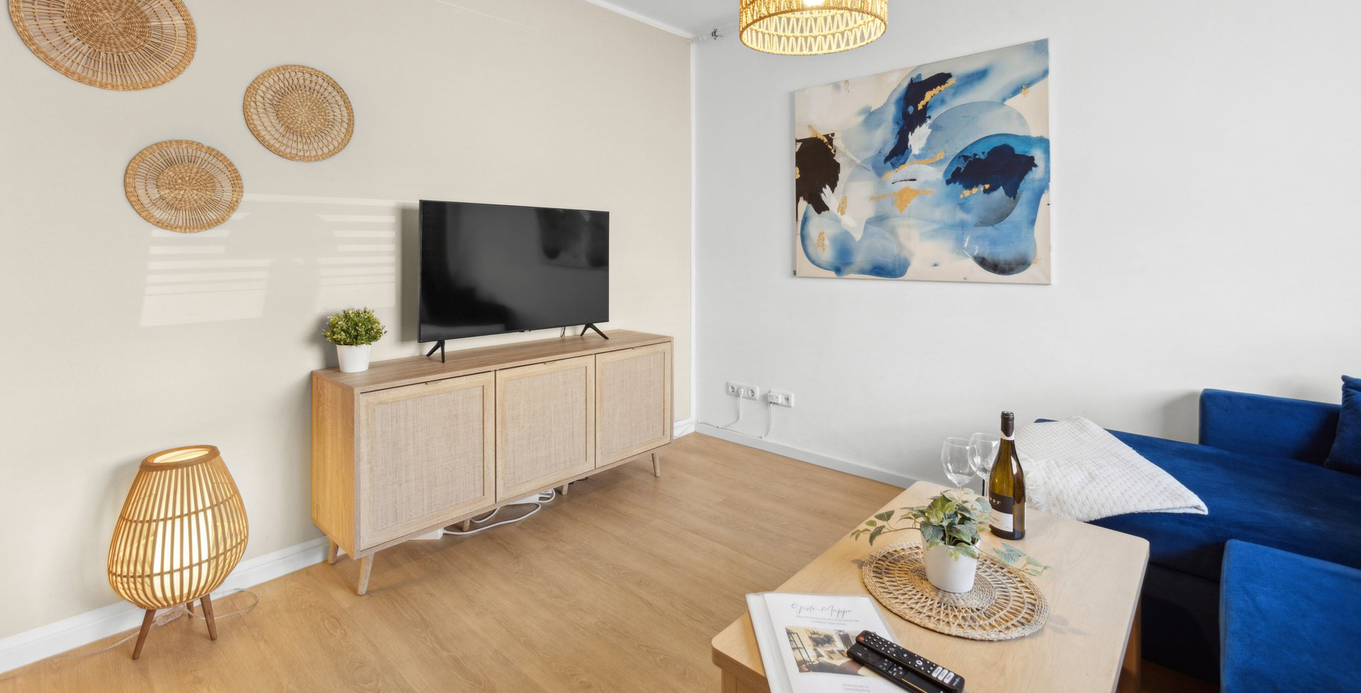 Room Img