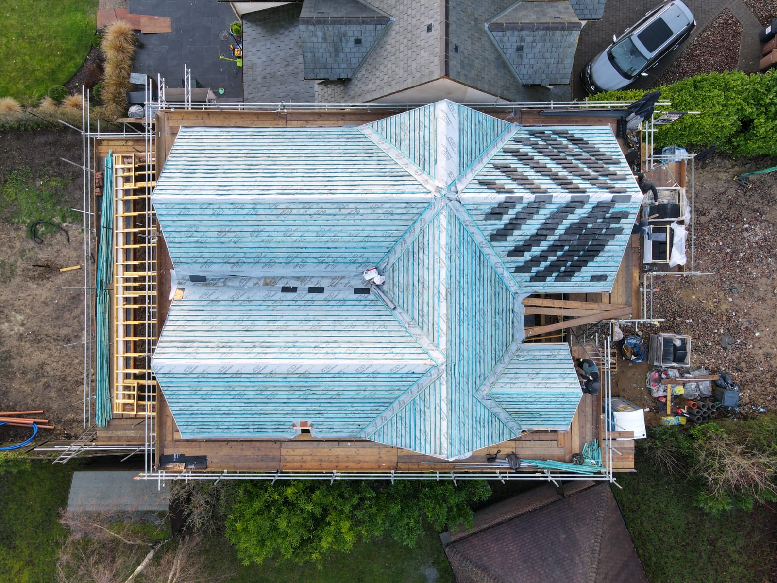 image of roof being repaired