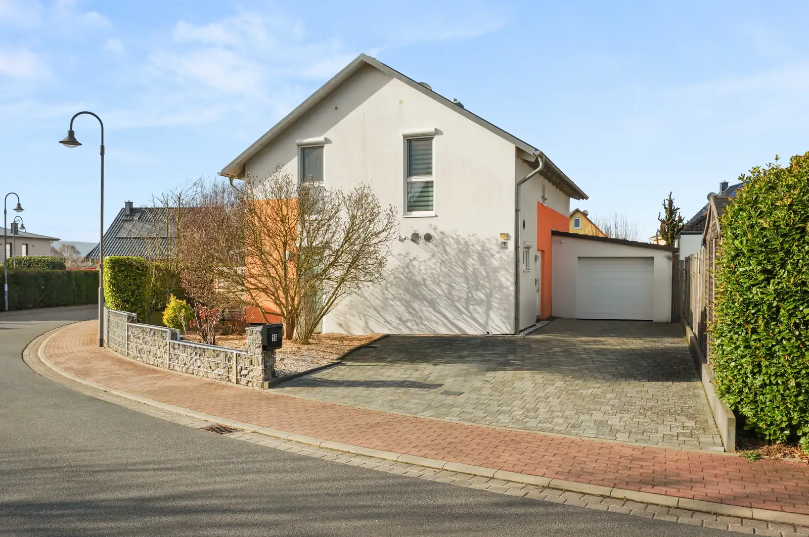 Immobilie im Wetteraukreis verkaufen? LMW Immobilien begleitet Sie mit fundierter Wertermittlung, professioneller Vermarktung und persönlicher Betreuung.