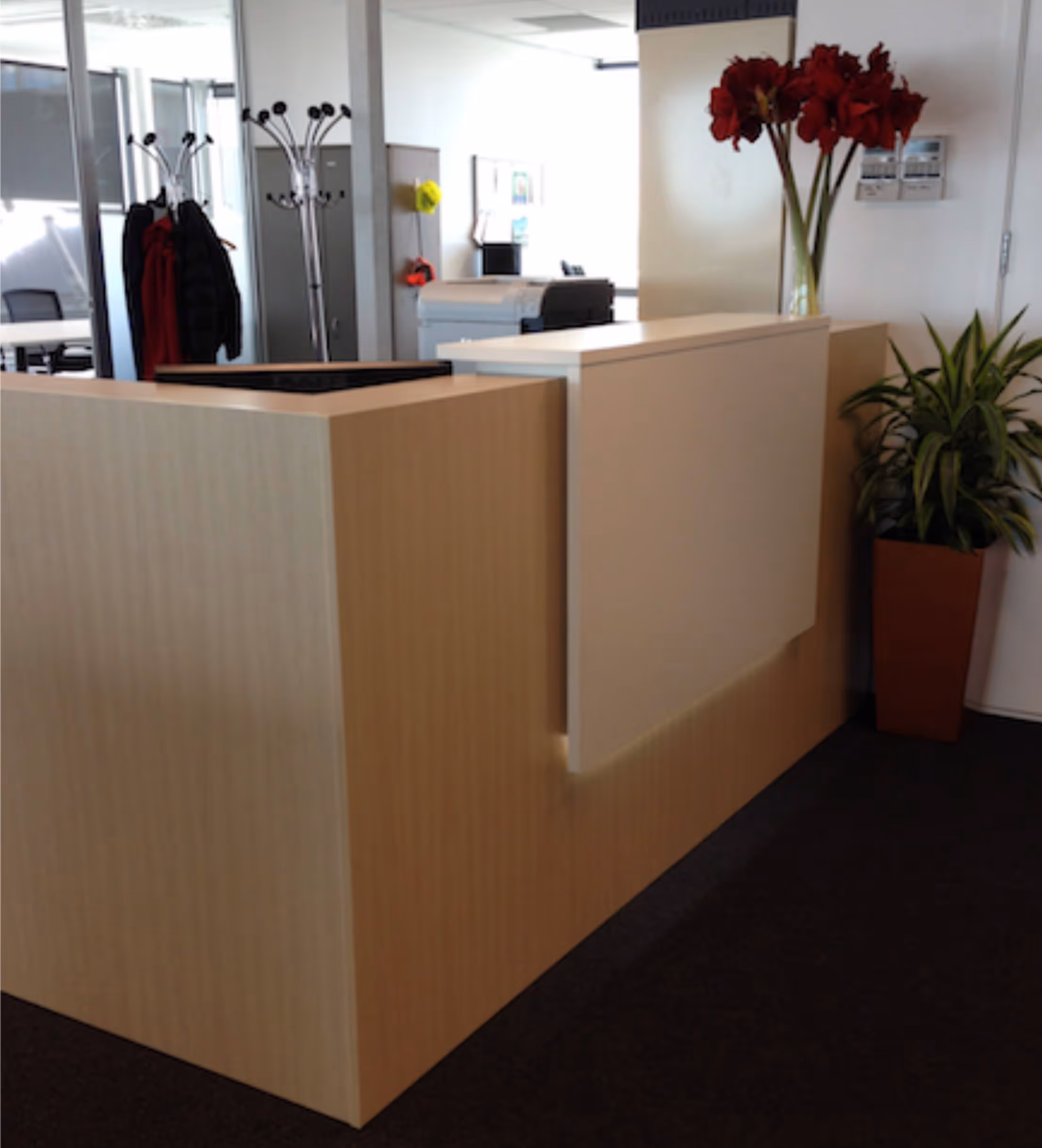 Sensa Reception Counter