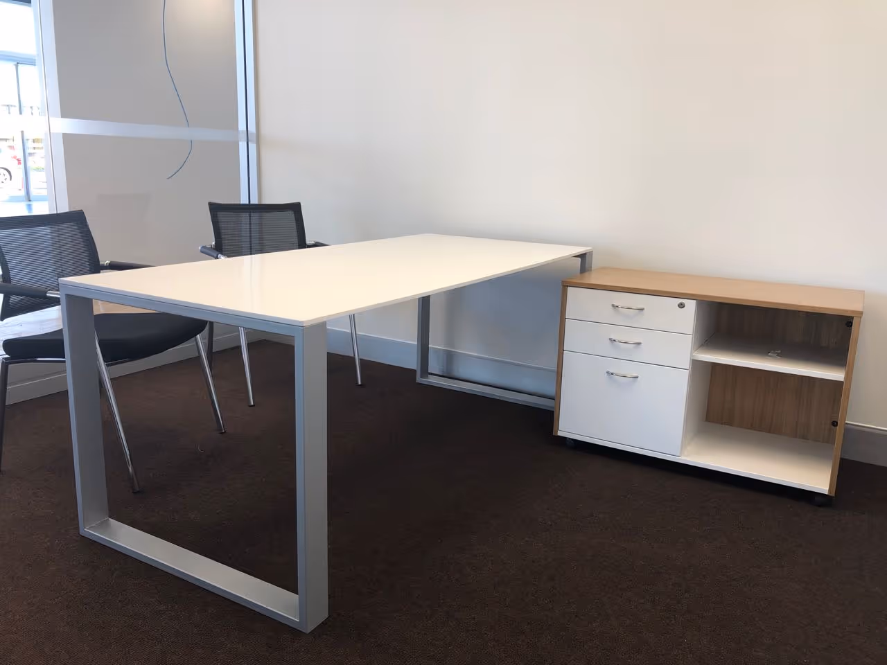 Piatto Desking
