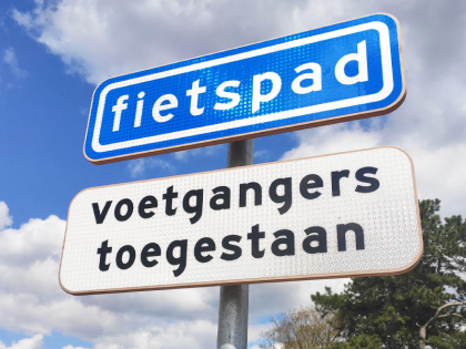 Rijstvliesborden voor fiets- en wandelpaden.
