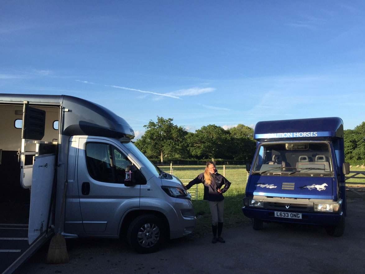 Out & About with Hitchit - Equi-Trek Sonic