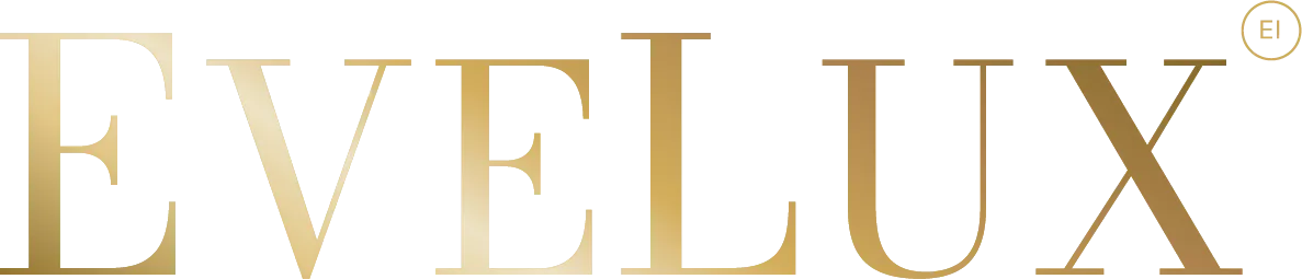 Schriftzug EVELUX in goldenen Großbuchstaben.