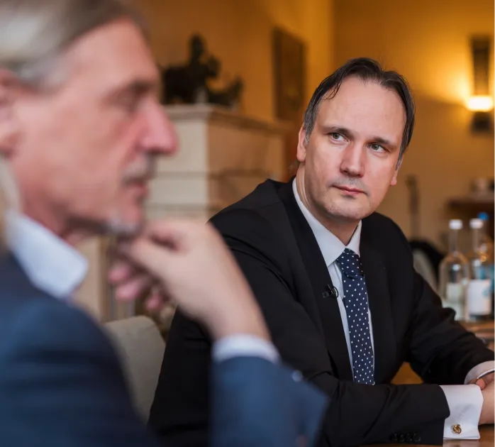 Johannes Schuetze gemeinsam mit Frank Otto im Austausch