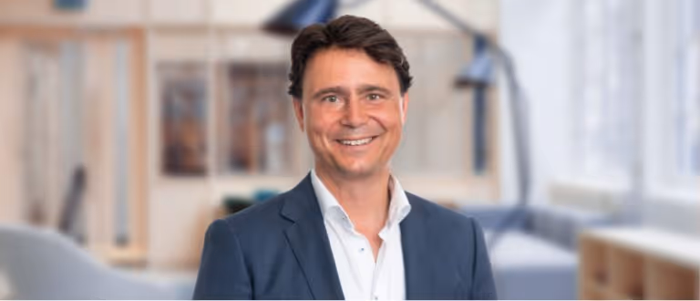 Interieurbouwer aan het werk
