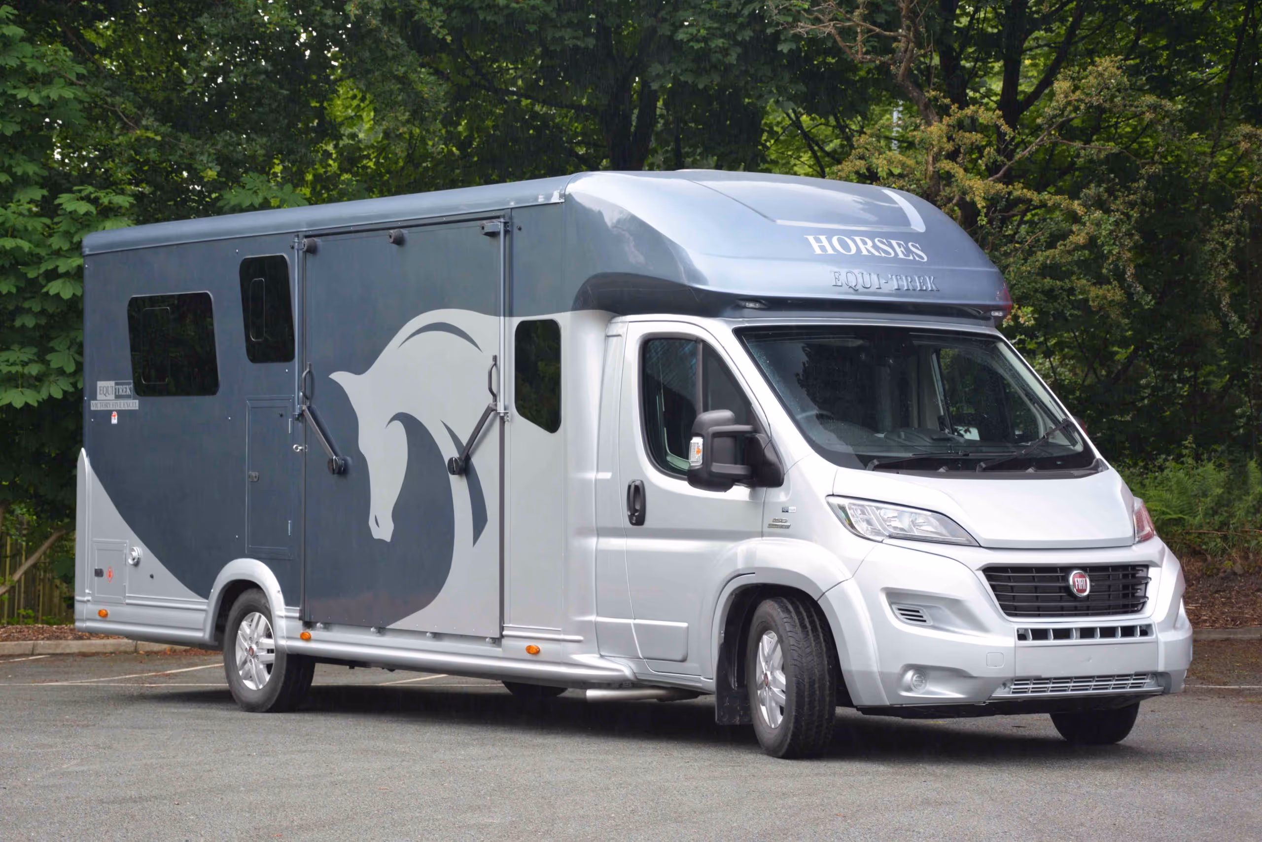 Victory Five Seats 4500kg Horsebox