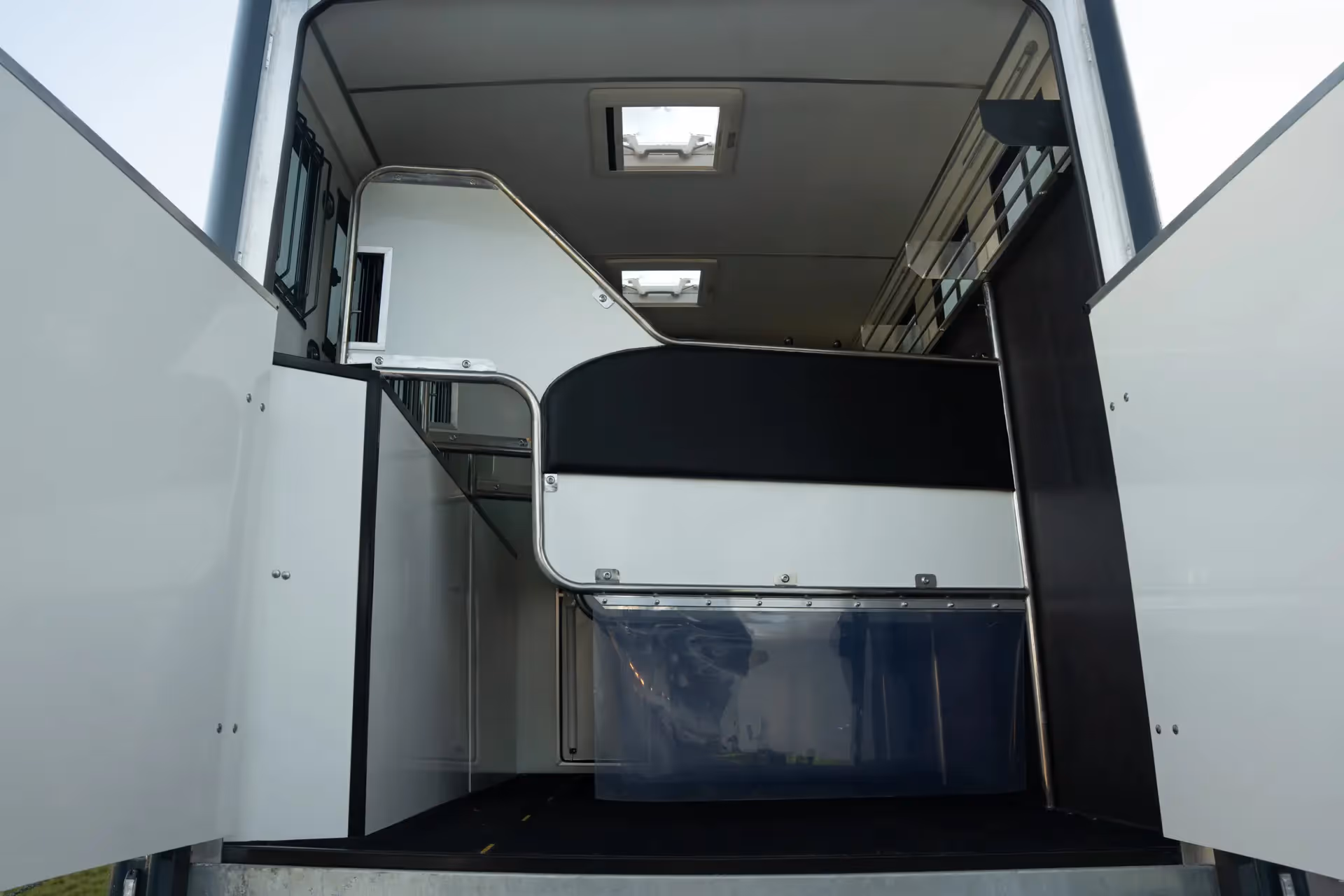 Evolution Horsebox