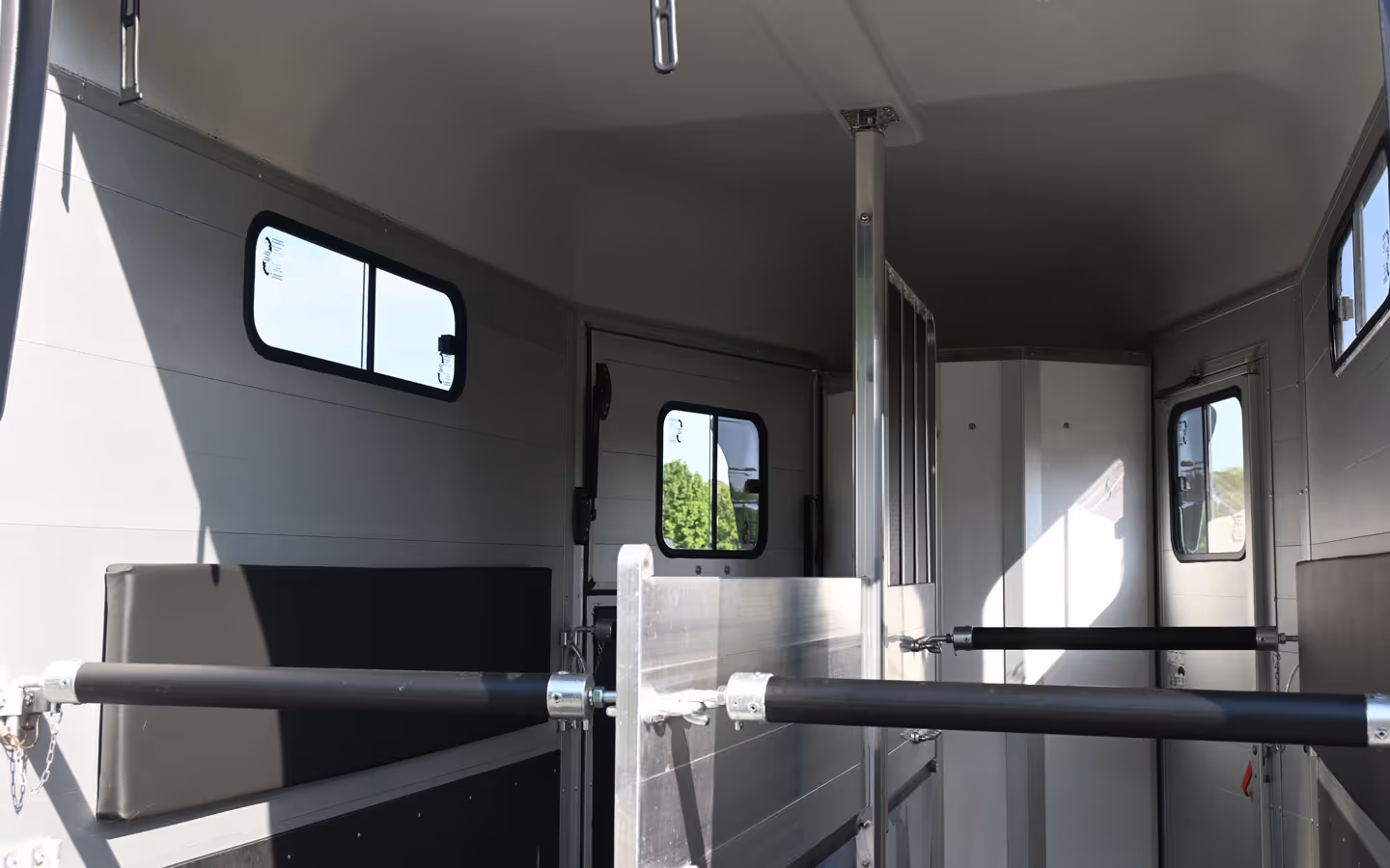 Cheval Liberte Touring Country with Tack Room 006238