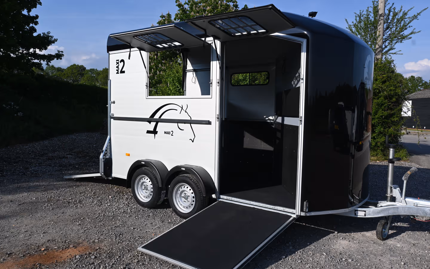 Cheval Liberte Maxi2 Two Horse Trailer Grey 006239