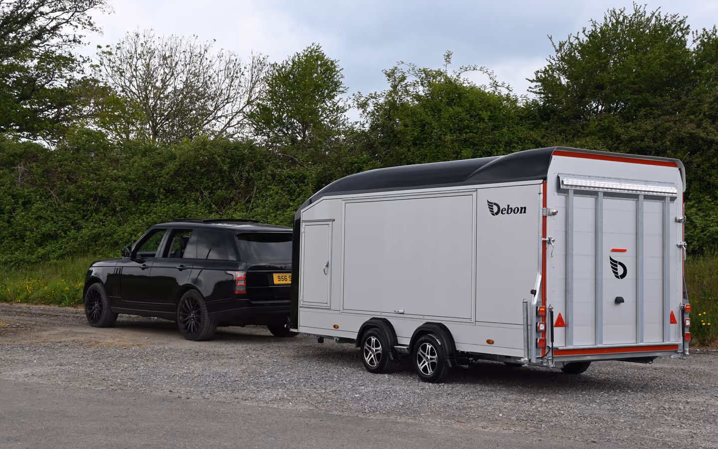 Debon Roadster C1000 Car Transporter 02690 