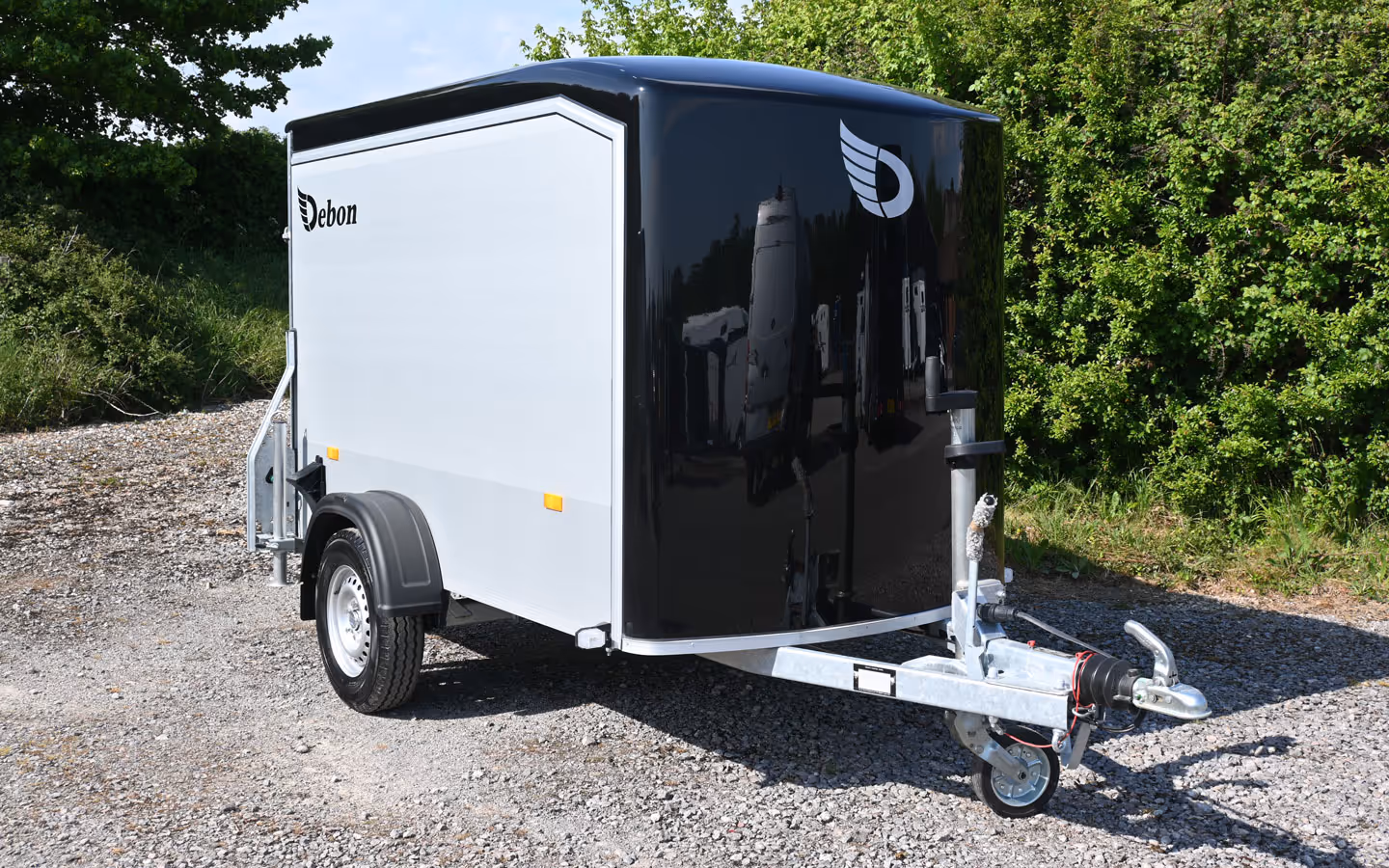 Debon C255 Box Trailer 001650