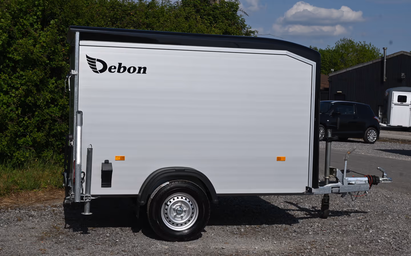Debon C255 Box Trailer 001650