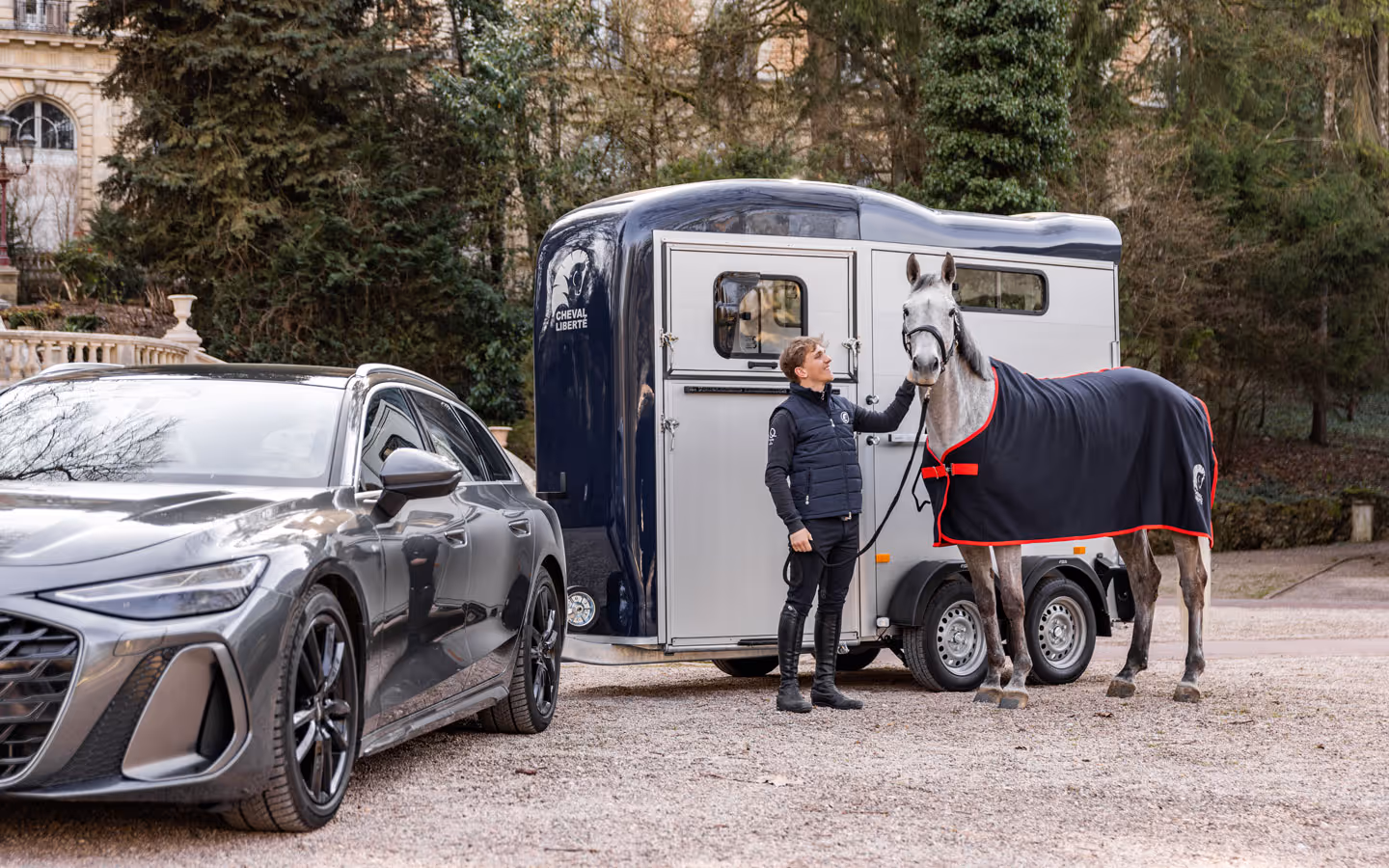 Cheval Liberte Touring One Single Horse Trailer 