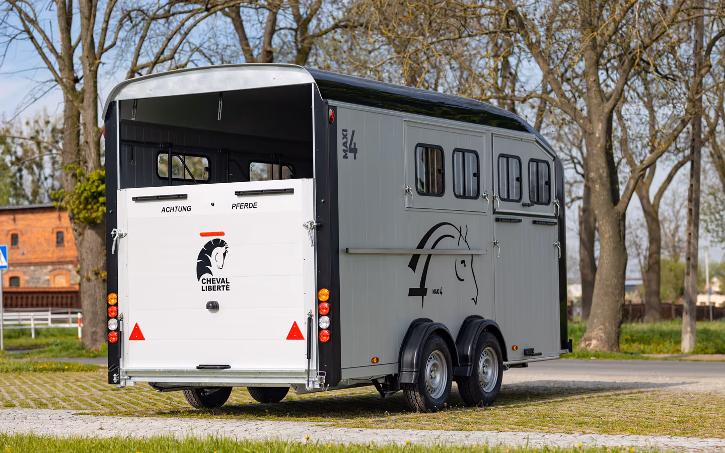 Cheval Liberte Maxi4 Horse Trailer
