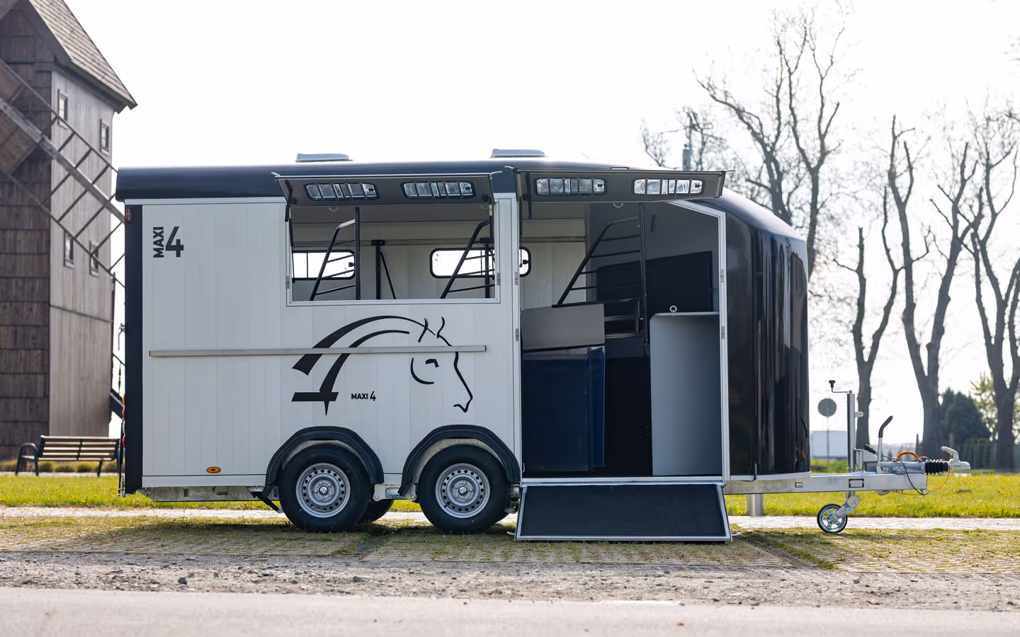 Cheval Liberte Maxi4 Horse Trailer